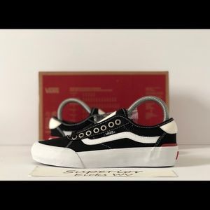 Vans Chima Pro 2 (Canvas) “Black/While”